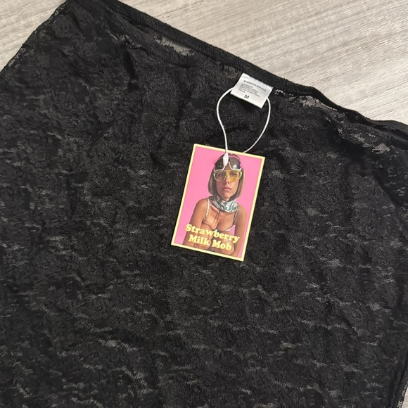 Strawberry Milk Mob Web Lace Skirt Black Medium BNWT Sold Out - Picture 5 of 7